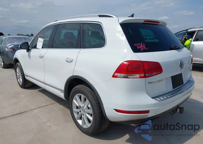 WVGEF9BP8ED013755: 41991936