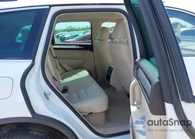 WVGEF9BP8ED013755: 41991936