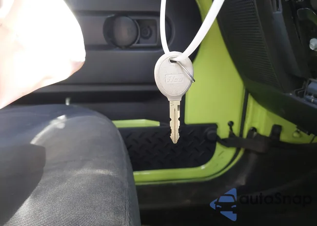 1C4BJWDG0HL542418: 41992185