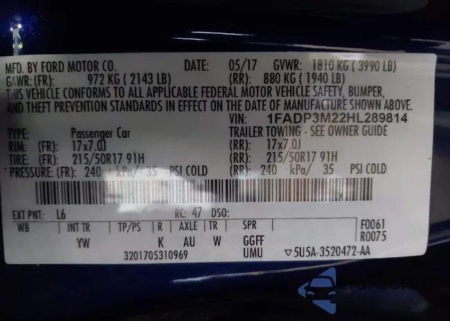 1FADP3M22HL289814: 41992329