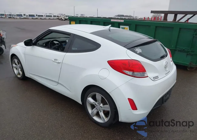 KMHTC6AD8DU171050: 41992468