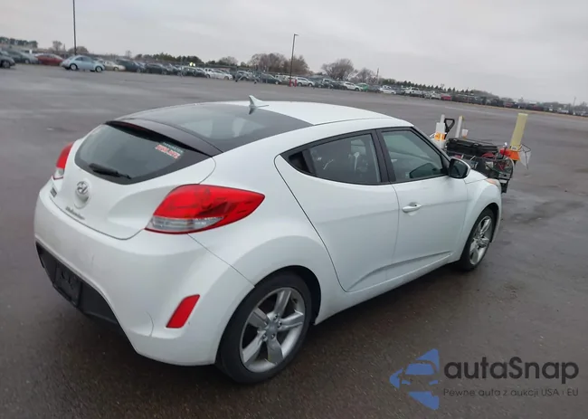 KMHTC6AD8DU171050: 41992468