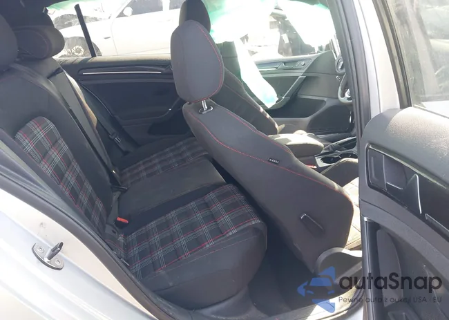 3VW4T7AU6HM004837: 41991630