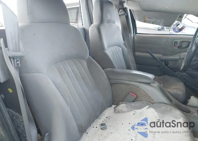 1GCCS19H238187348: 41993111