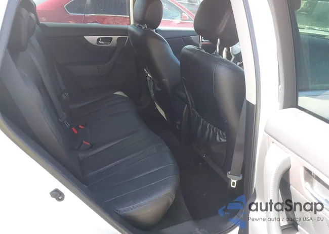 JN8CS1MW7EM413033: 41993136