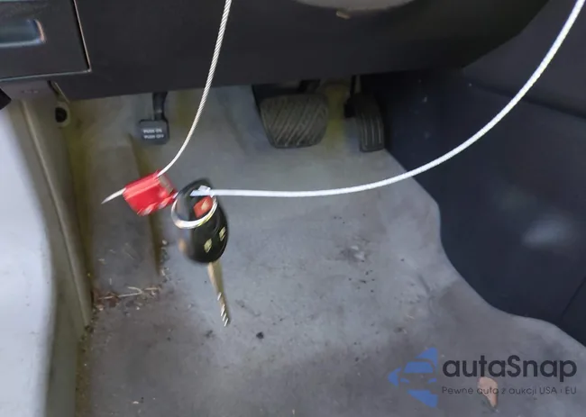 JN8AS5MT0BW564879: 41992529