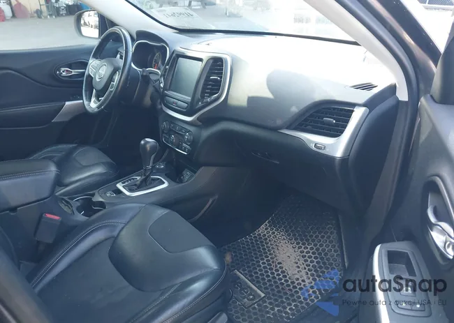 1C4PJMLB1JD532917: 41992641