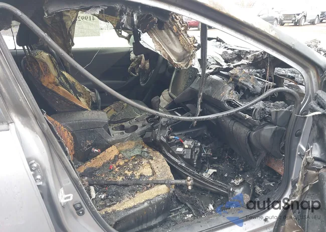 JF2GUADC1R8348581: 41992848