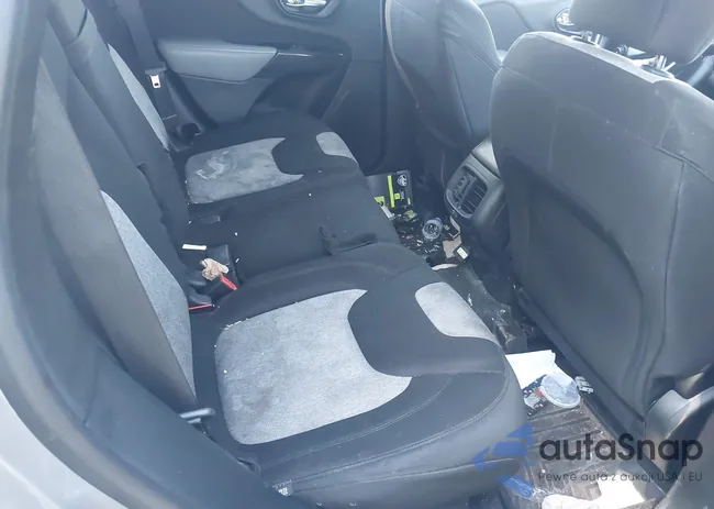 1C4PJMCS9EW114552: 41994190