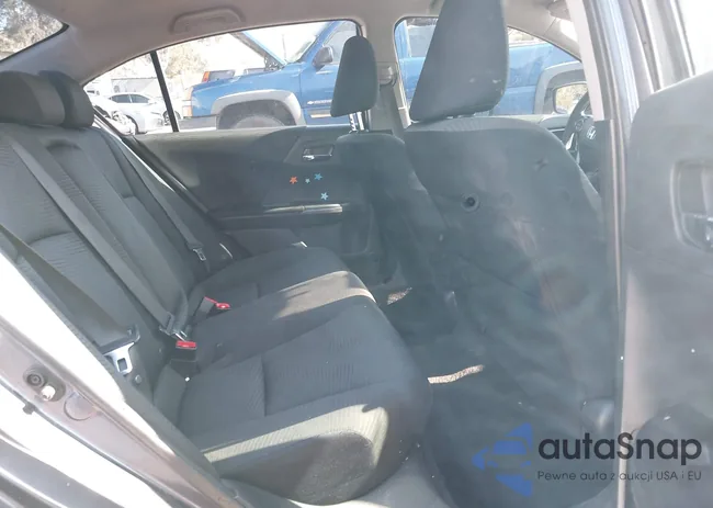 1HGCR2F30HA104513: 41993568