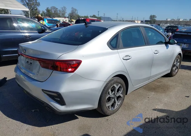 3KPF24AD0ME389801: 41993676