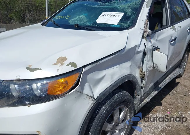 5XYKT3A13CG267768: 41995075