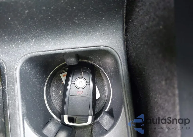 MAJ6S3KL8KC281579: 41995080