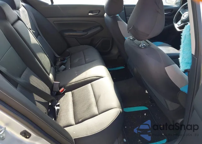 1N4BL4BVXNN327134: 41995287