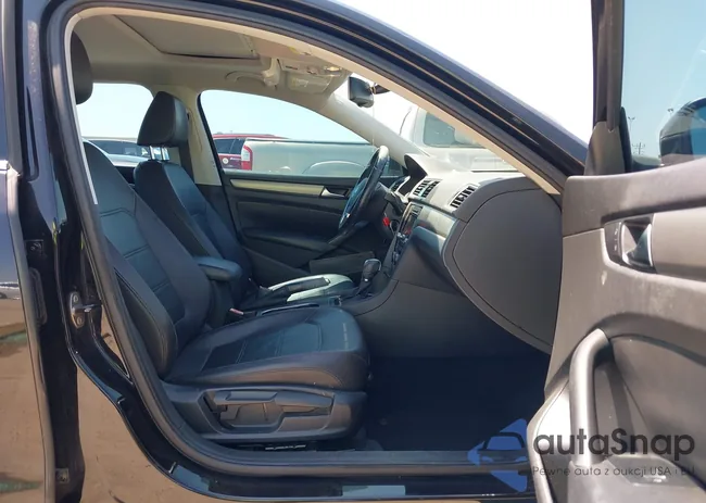 1VWBS7A30EC109291: 41995444