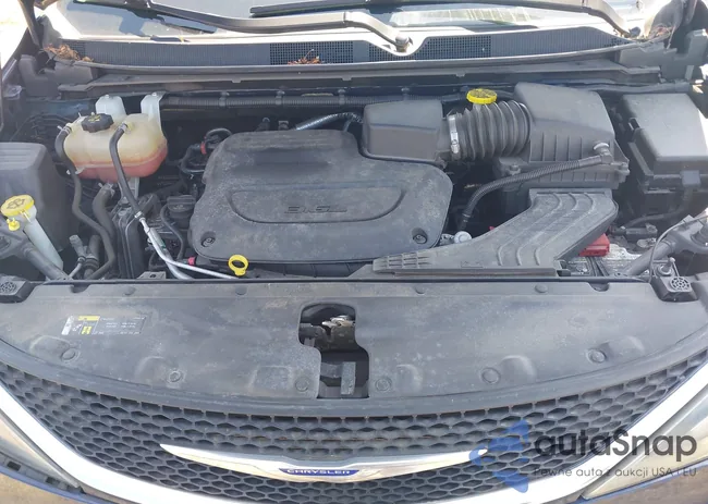 2C4RC1DGXLR198575: 41996020