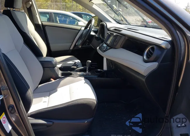 JTMRFREV1JJ196329: 41996098