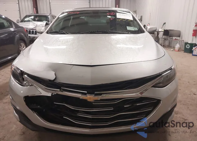 1G1ZD5ST2NF162080: 41996154