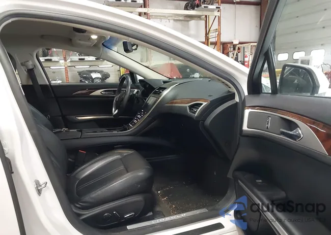 3LN6L2G9XGR600497: 41996468