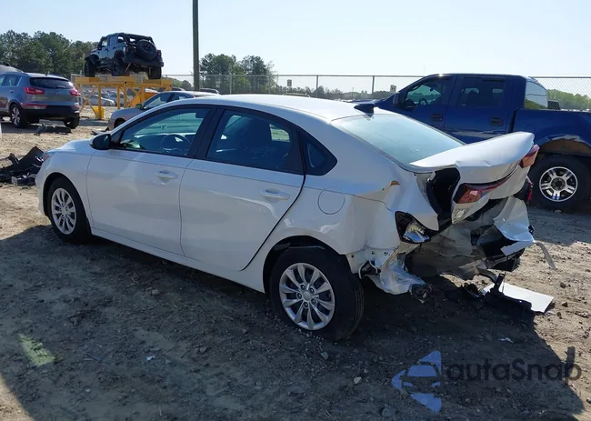 3KPF24AD2RE814071: 41996488