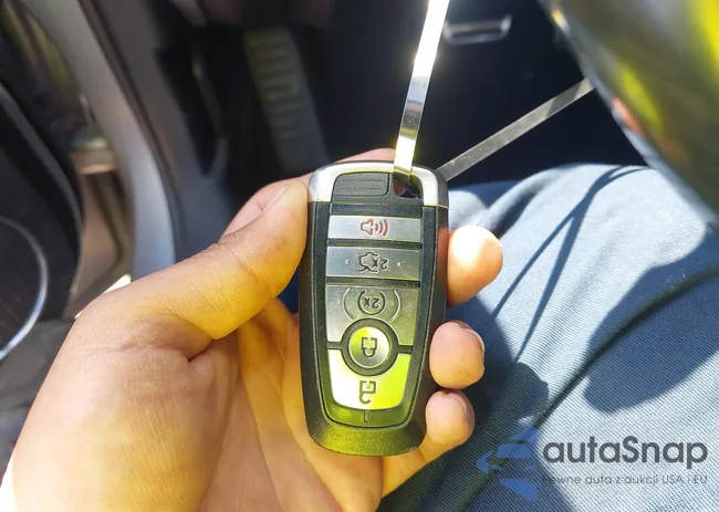 1FATP8UH4M5124553: 41995612