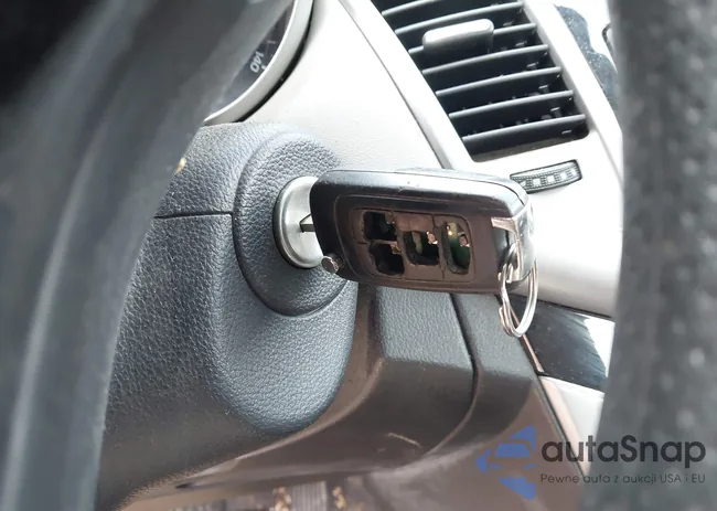 1G1PA5SH4E7148929: 41995641