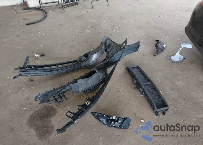 W1K7X5KB9MA036538: 41995651