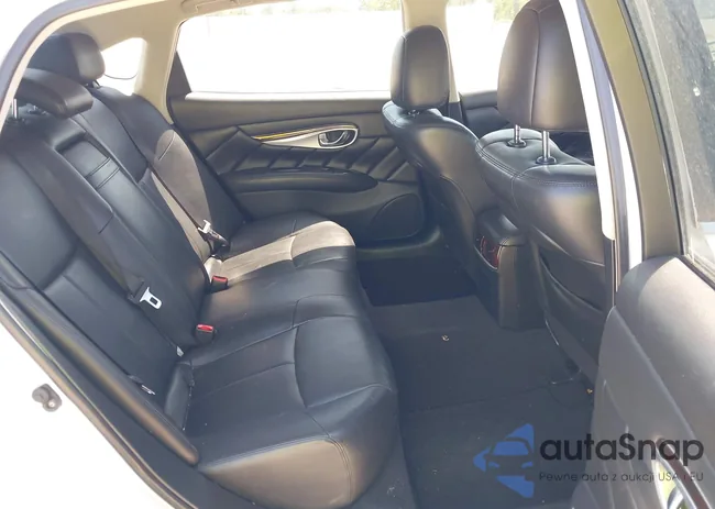 JN1BY1PP5GM630211: 41995683