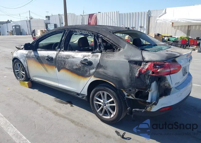 1FADP3F25HL221763: 41995746