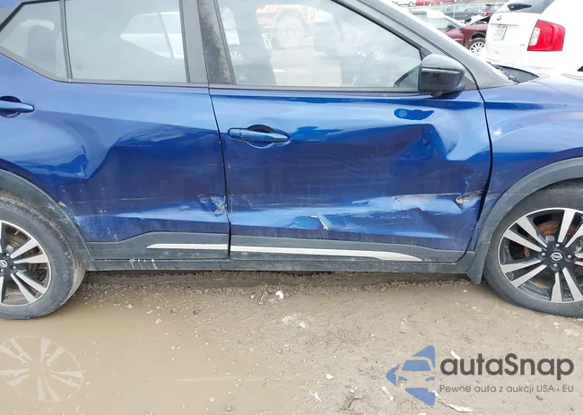 3N1CP5CU1JL524897: 41996916