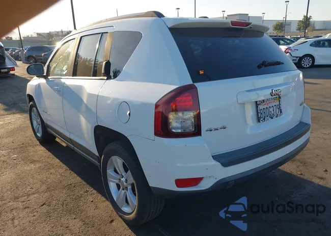 1C4NJDEB0GD637946: 41997011