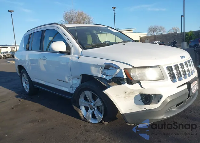 1C4NJDEB0GD637946: 41997011