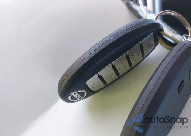 JN8AT2MV7JW323672: 41997419