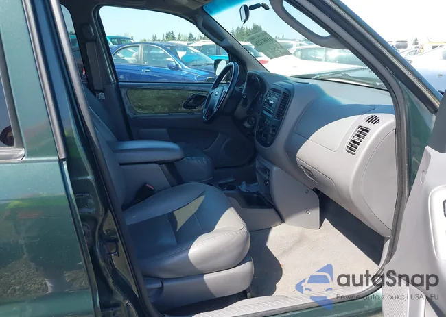 1FMYU03182KD33898: 41997426