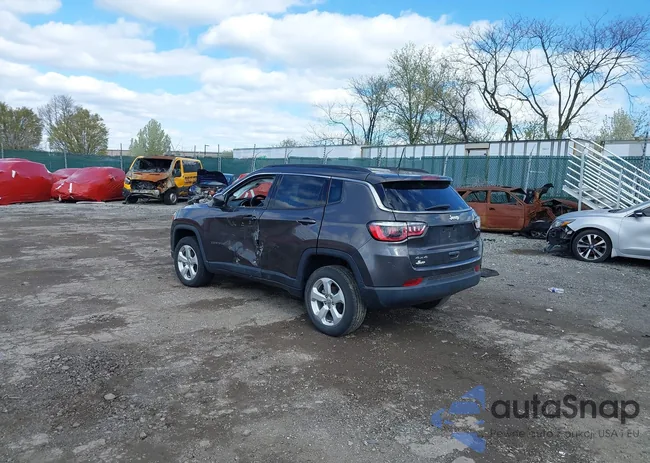 3C4NJDBB3KT849487: 41996602