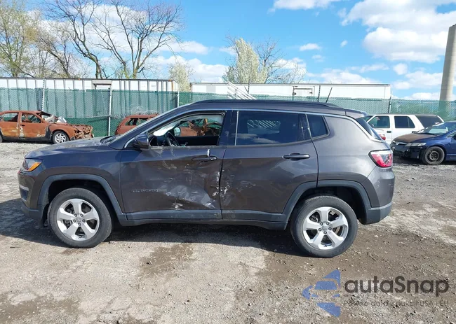 3C4NJDBB3KT849487: 41996602