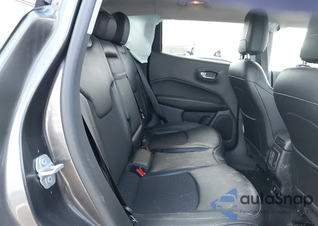 3C4NJDBB3KT849487: 41996602