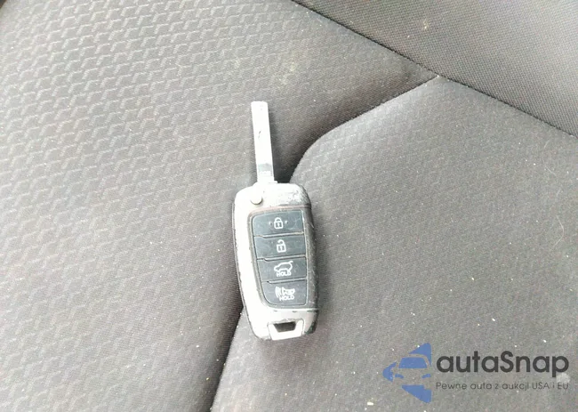 KMHH35LE2JU018939: 41996800