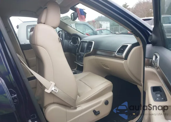 1C4RJFBT8EC114896: 41996876