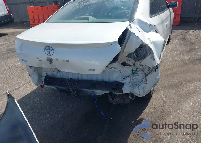 4T1CE30P48U764639: 41997910