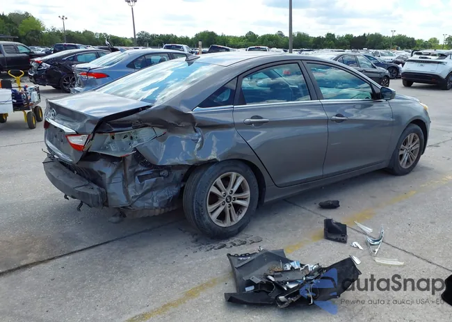 5NPEB4AC0DH659320: 41997976