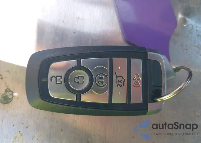 1FMJU1KT7LEA75853: 41997979