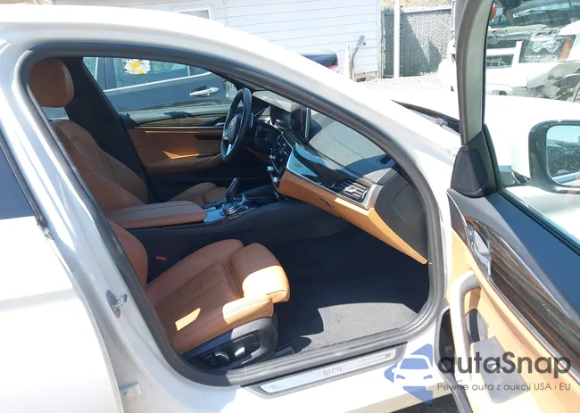 WBA53BH01MWW96851: 41997994