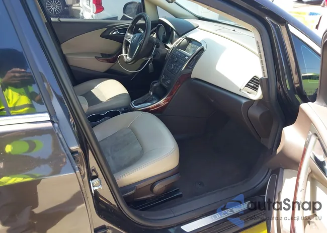 1G4PP5SK3D4207384: 41998231