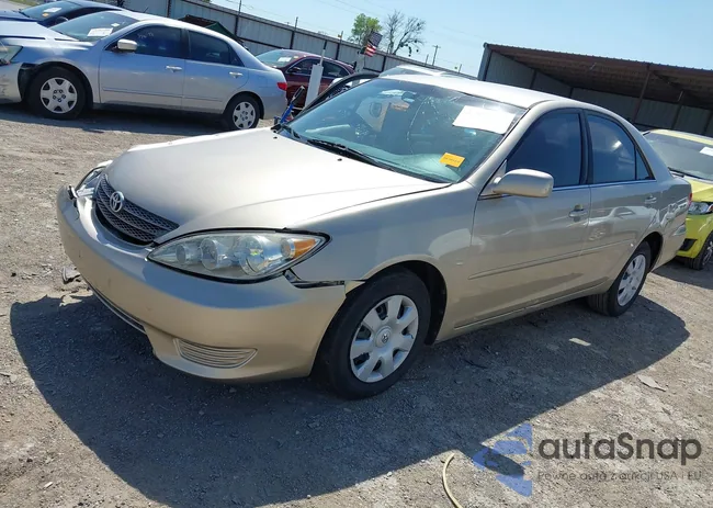 4T1BE32K25U951774: 41998293