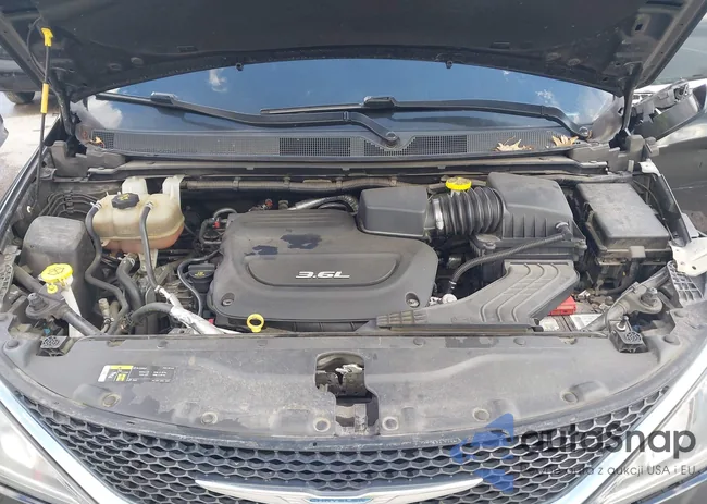 2C4RC1BG9JR120790: 41998460