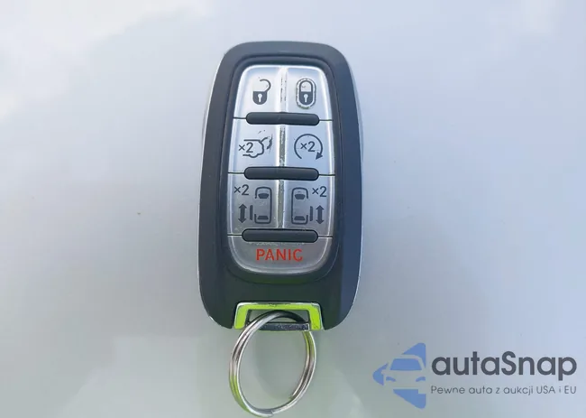 2C4RC1BG9JR120790: 41998460