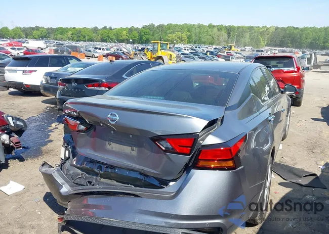 1N4BL4BV4NN415421: 41997503