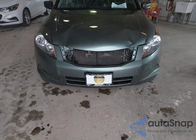 1HGCP2F82AA150965: 41997758