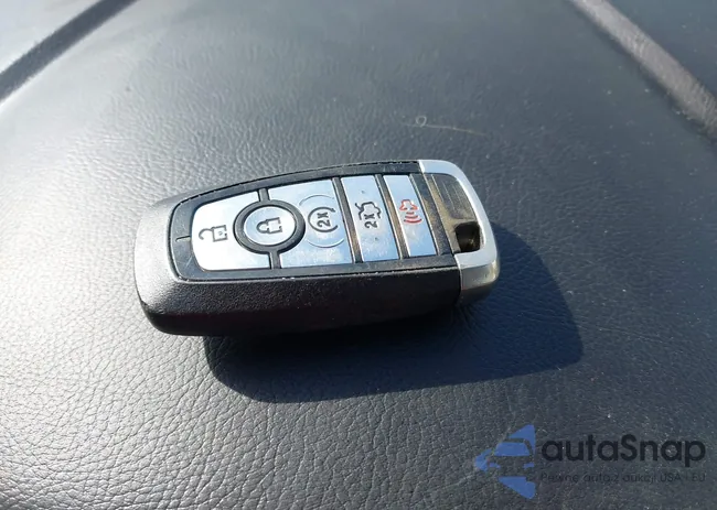 3FA6P0LU7JR151641: 41997819